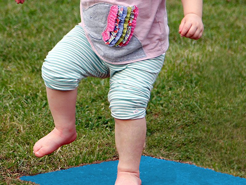 Stepping Stones Outdoor Music Instrument (toddler jumping; chord A in indigo)