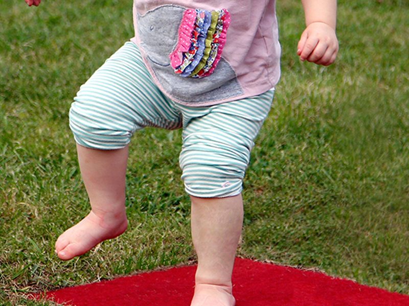 Stepping Stones Outdoor Music Instrument (toddler jumping; chord C in red)